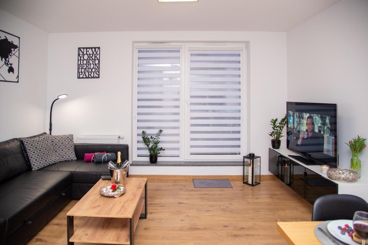 Maya'S Flats & Resorts 49 - Spacious 3 Rooms Apartment In Szafarnia גדנסק מראה חיצוני תמונה