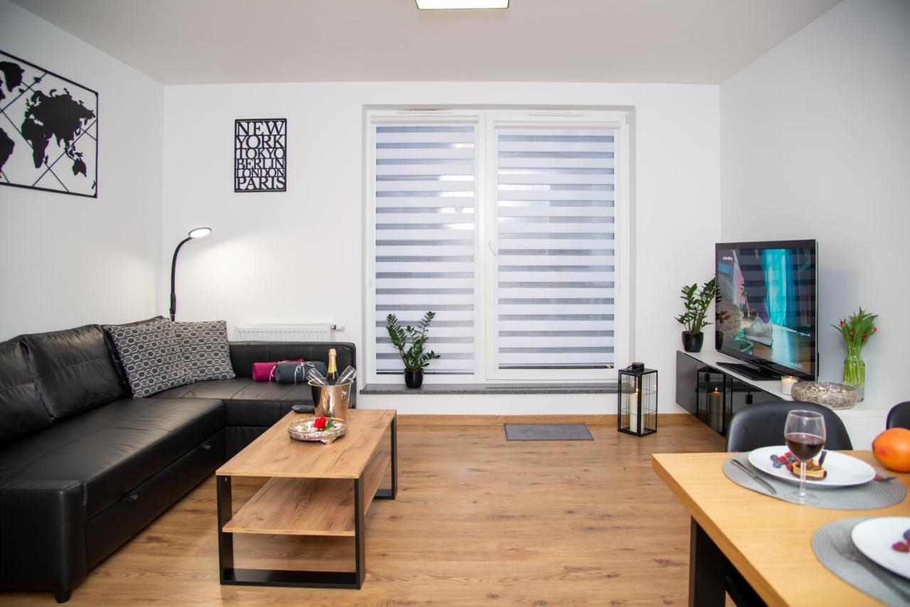 Maya'S Flats & Resorts 49 - Spacious 3 Rooms Apartment In Szafarnia גדנסק מראה חיצוני תמונה