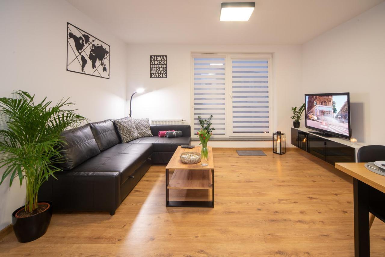 Maya'S Flats & Resorts 49 - Spacious 3 Rooms Apartment In Szafarnia גדנסק מראה חיצוני תמונה