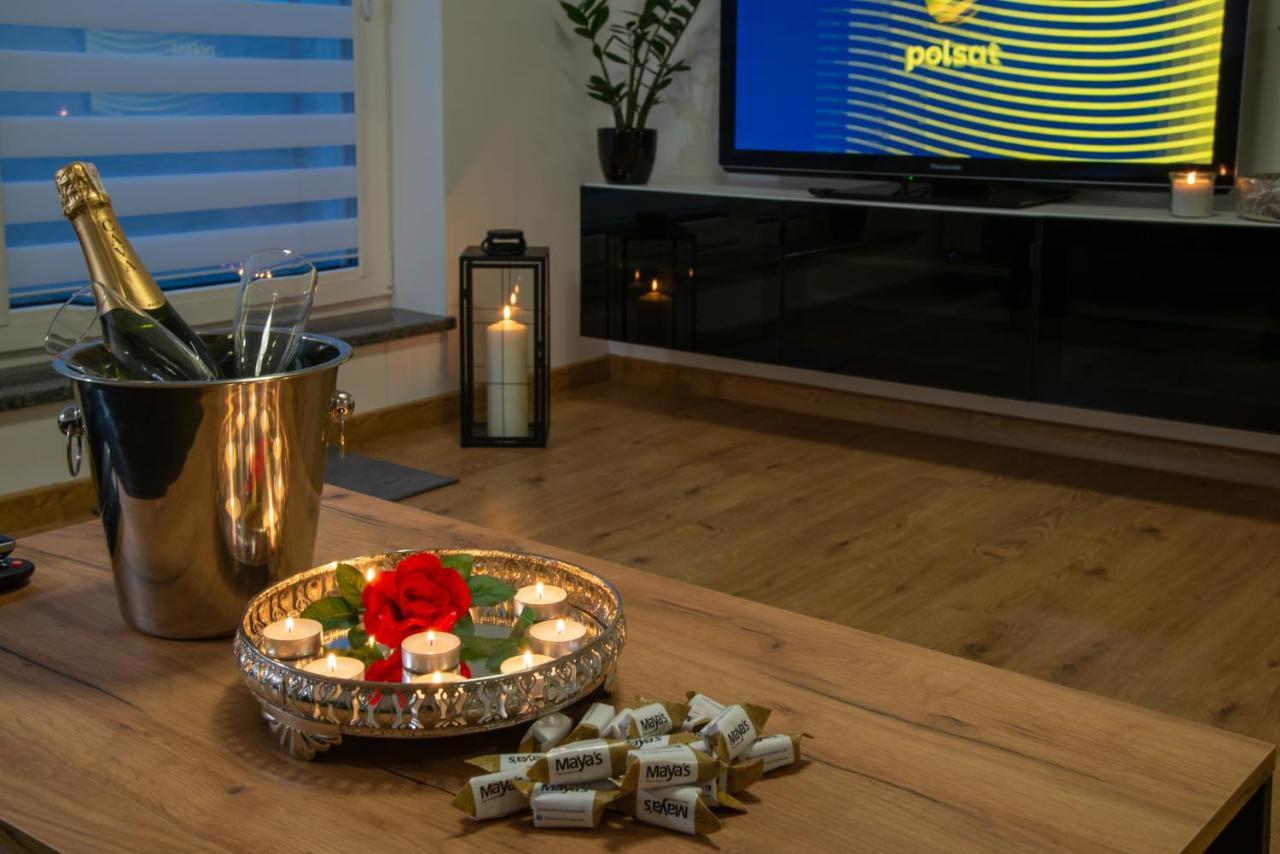 Maya'S Flats & Resorts 49 - Spacious 3 Rooms Apartment In Szafarnia גדנסק מראה חיצוני תמונה